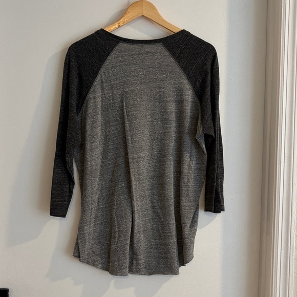 Dropkick Murphys Grey & Black Raglan Tee with Green Shamrock size large - Picture 5 of 5